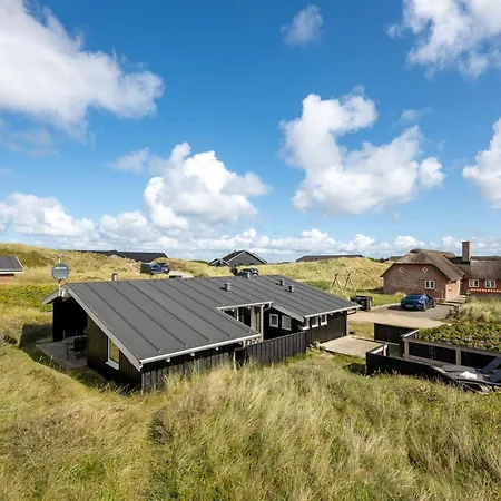 Friedel - 150m From The Sea By Interhome *