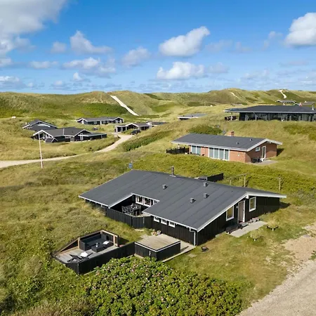 Friedel - 150m From The Sea By Interhome